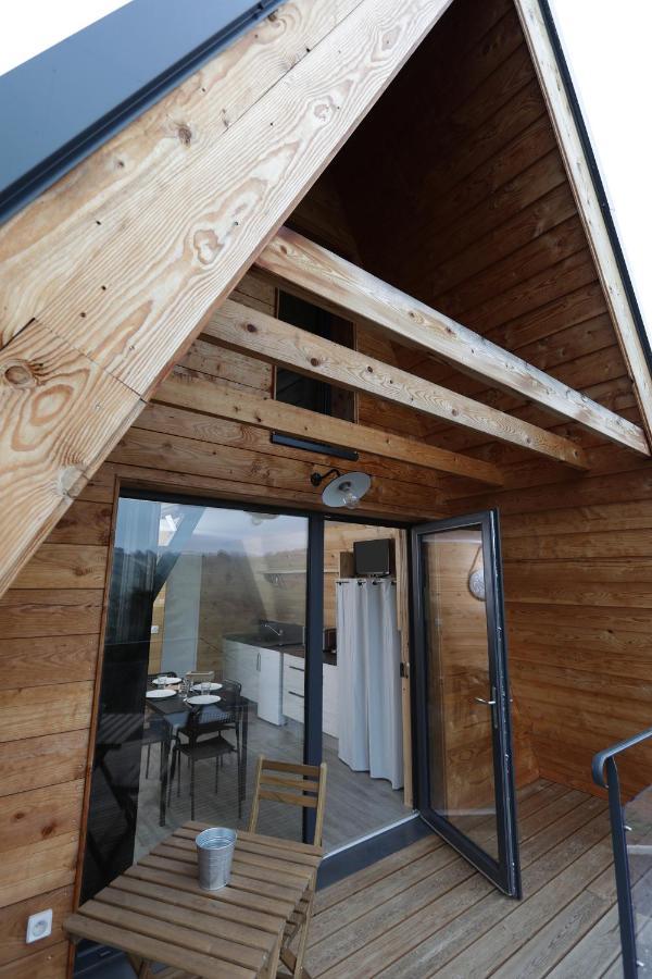O Tipi Lodge Saint-Christo-en-Jarez Exterior photo