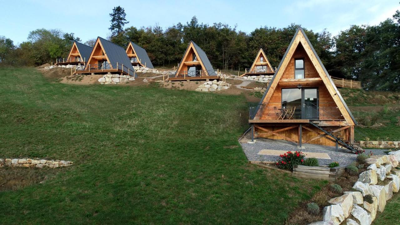 O Tipi Lodge Saint-Christo-en-Jarez Exterior photo