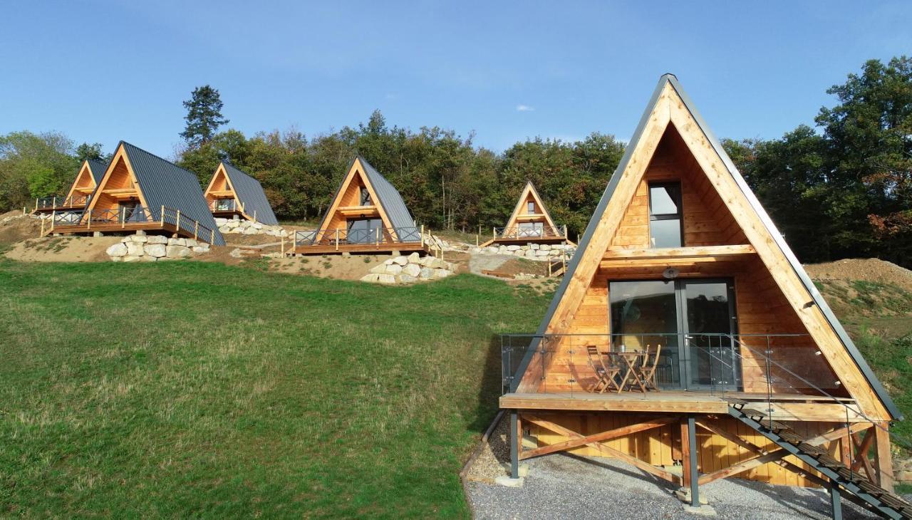 O Tipi Lodge Saint-Christo-en-Jarez Exterior photo